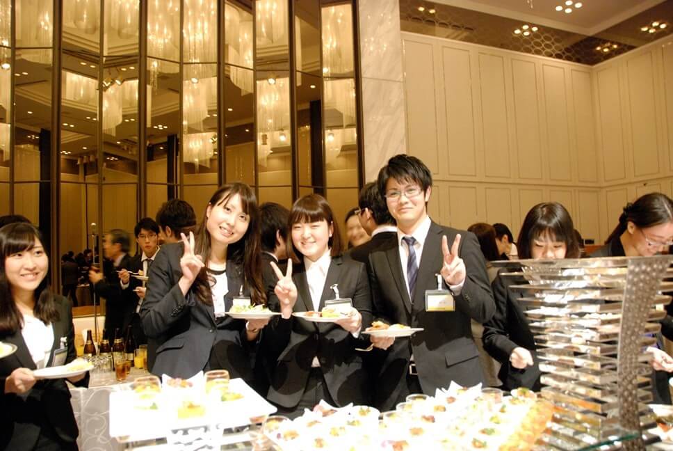 親睦会の様子