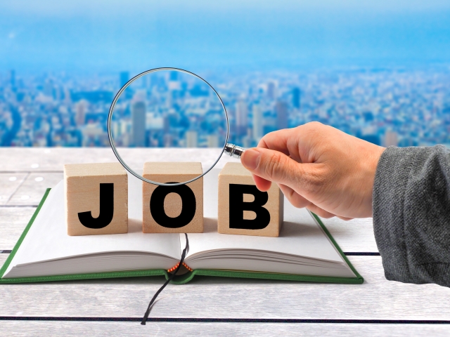 諦めかけた教育業界に受験コンサルタントとして再チャレンジ！予備校の転職・総合職で活躍